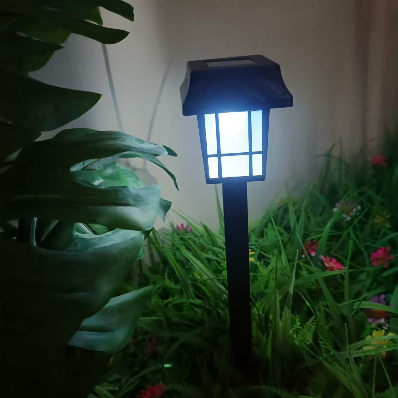 Solar Plug-in Ground Light 5