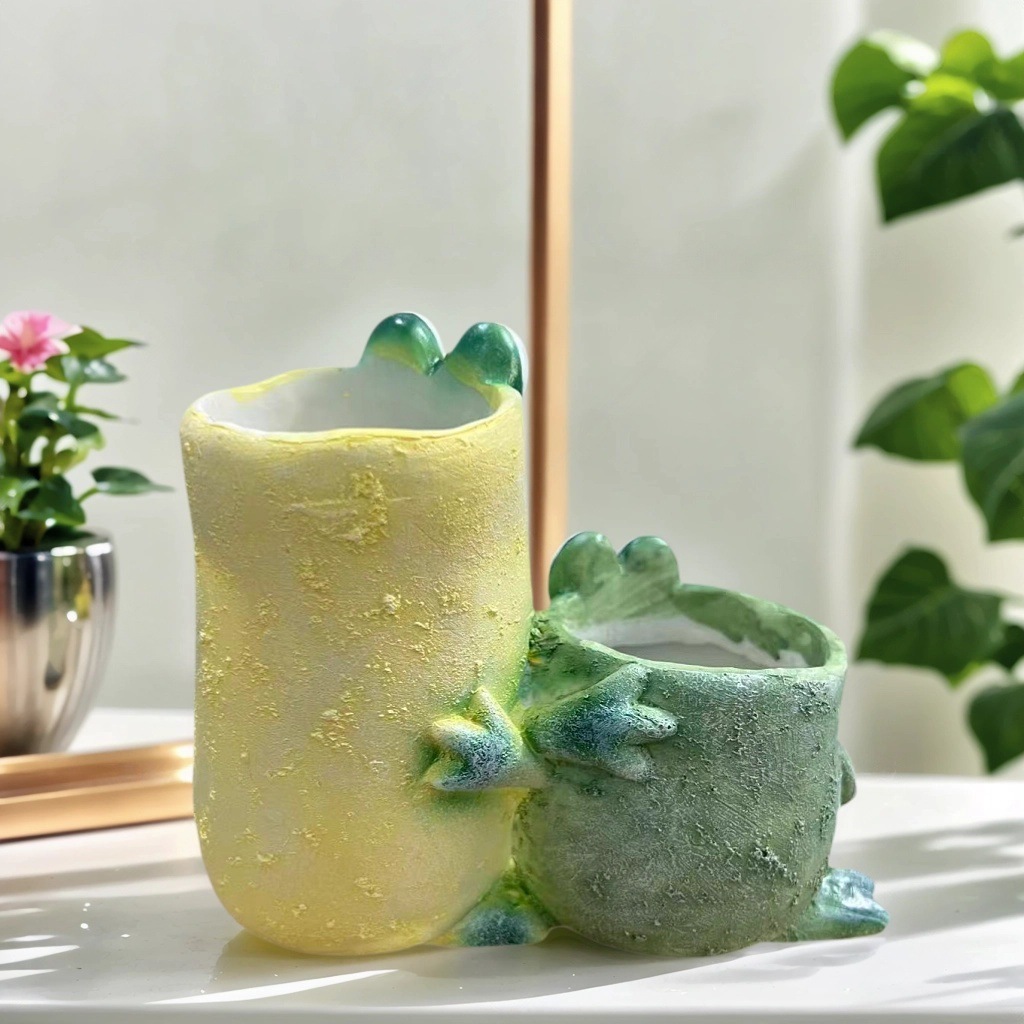 Resin Flowerpot 2